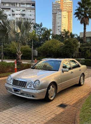 MERCEDES-BENZ E 55 AMG 5.5 SEDAN GASOLINA 4P AUTOMÁTICO